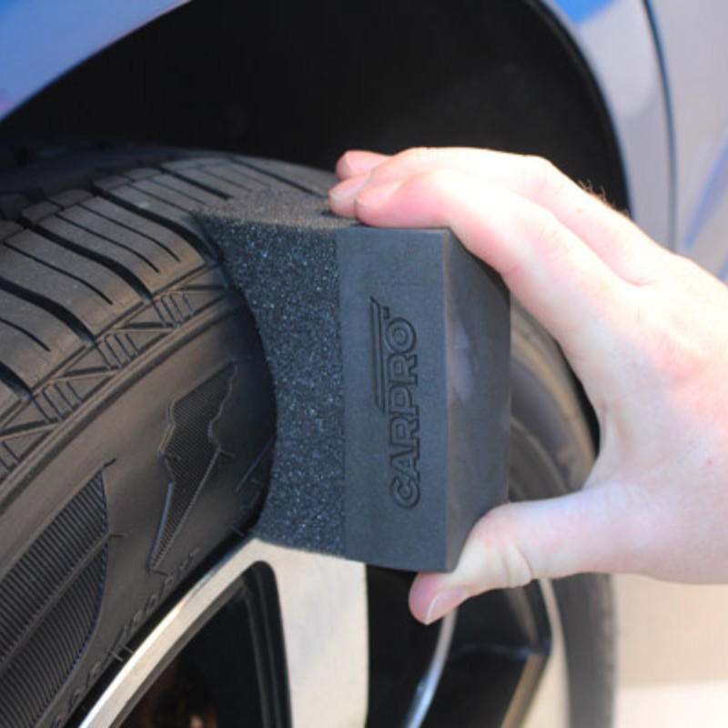 Аплікатор для чорніння шин CarPro Tire Applicator, 9.5x4 см