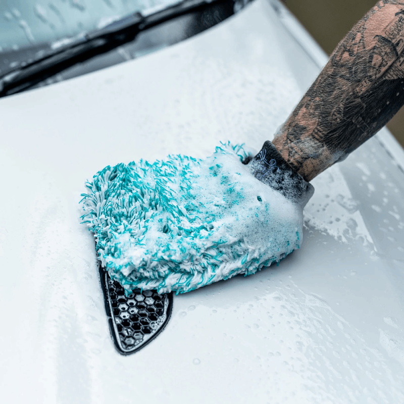 Мікрофіброва рукавиця для делікатного миття Auto Finesse Plush Mitt