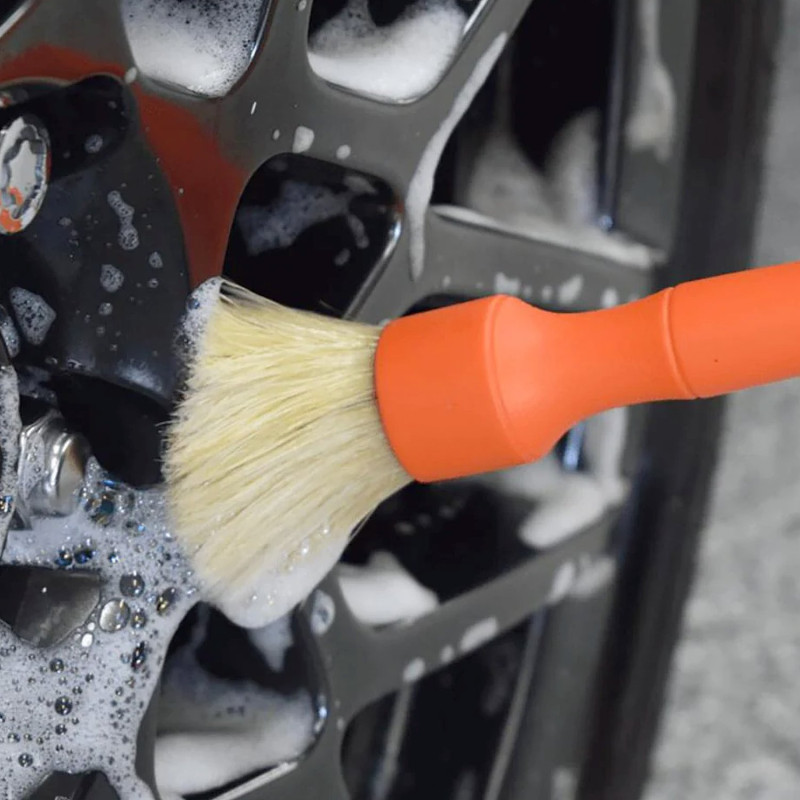 Пензель для детейлінгу Detail Factory Boar’s Hair Detailing Brush Orange, натуральний ворс кабана 30 мм